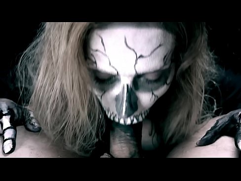 ❤️ Démon lány szopja a farkat fekete szájával és lenyeli a spermát. Anal videó at hu.pornpicslove.ru ❌❤